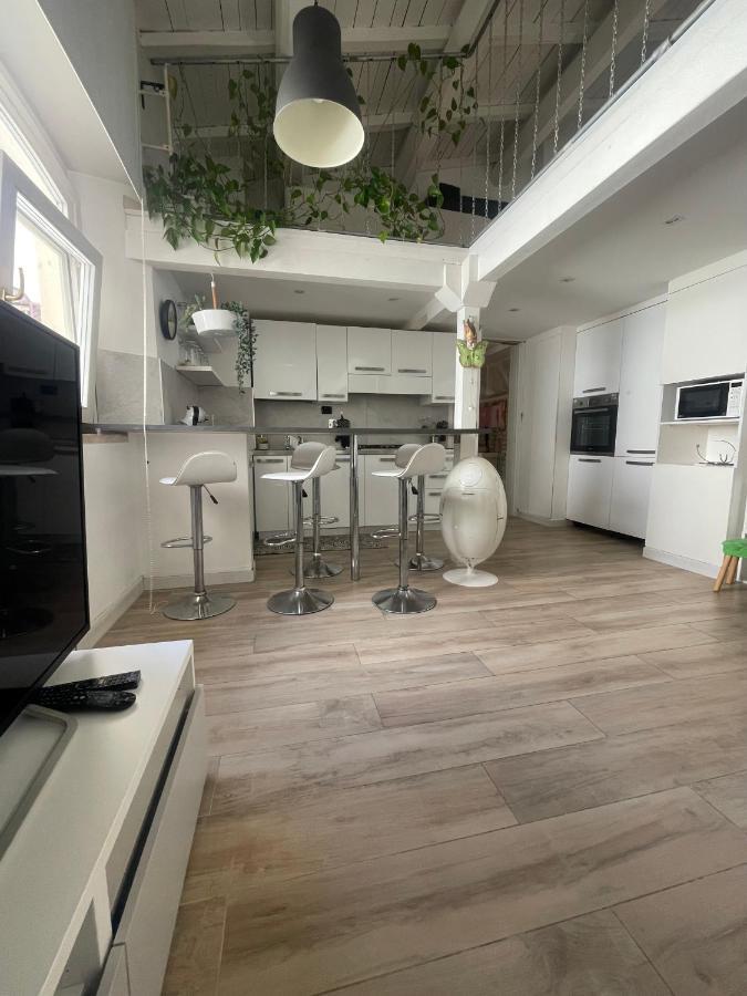 Gens Julia Apartment *